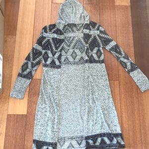 Size XS Grey thin knit hooded shawl